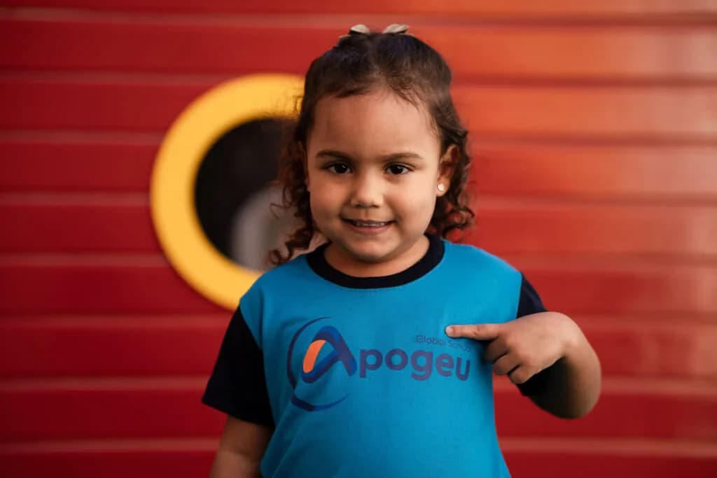 Criança da Educação Infantil do Apogeu Global School